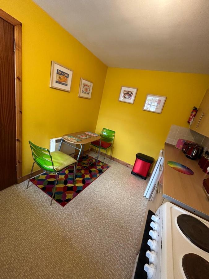 Old Dairy Apartment Tain Luaran gambar